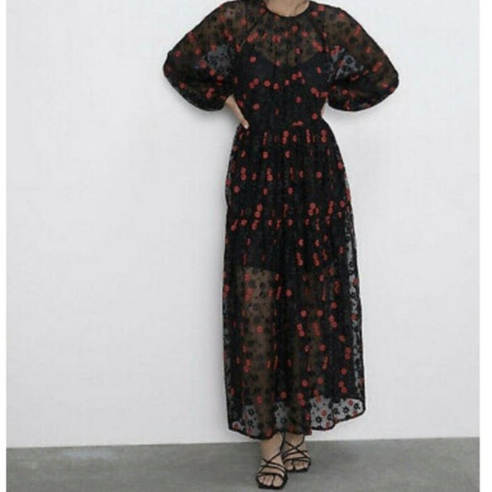 Sold ZARA OVERSIZED EMBROIDERED SHEER FLORAL DRESS - Picture 2 of 4